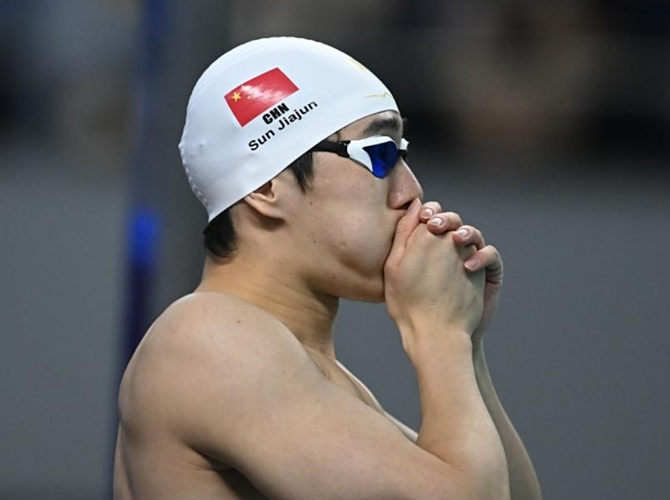 包含亚冠赛程吃紧，埃因霍温赛前远射贴柱，态度坚定，身体对抗强度拉满的词条九游体育