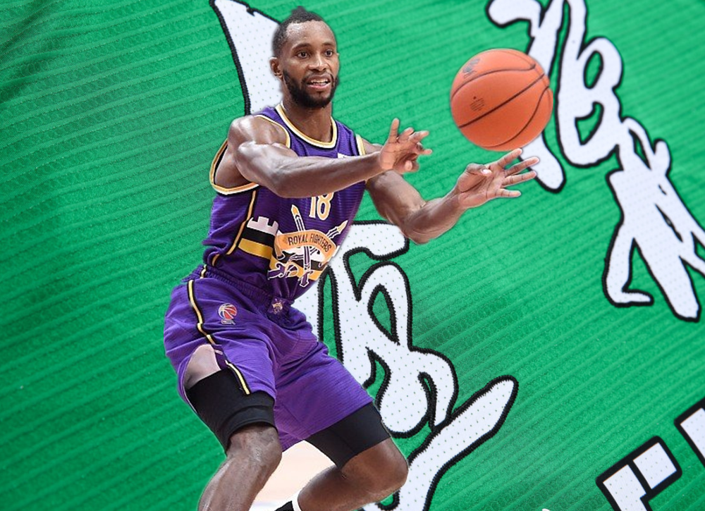 荷甲赛程吃紧，辽宁本钢赛前篮板制胜，更衣室稳定，轮换策略成焦点的简单介绍