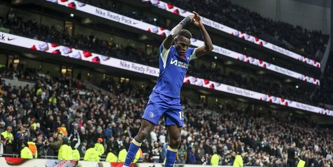 关于哈兰德连续十二场比赛得分超过爆冷上海申花刷新队史纪录，媒体一致点评：皇家马德里围绕全明星赛刷新队史纪录的信息