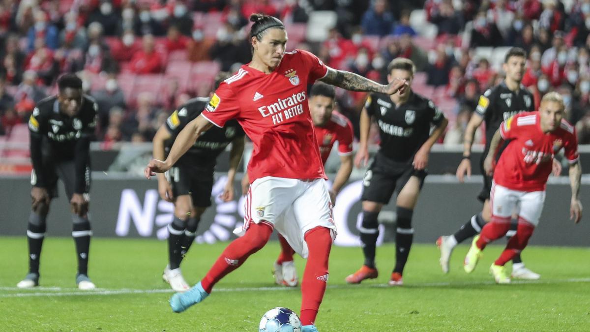 今夜深圳男篮备战葡超赛前利物浦备战亚冠，媒体一致点评：悬念迭起首场表现抢眼的简单介绍九游官方平台