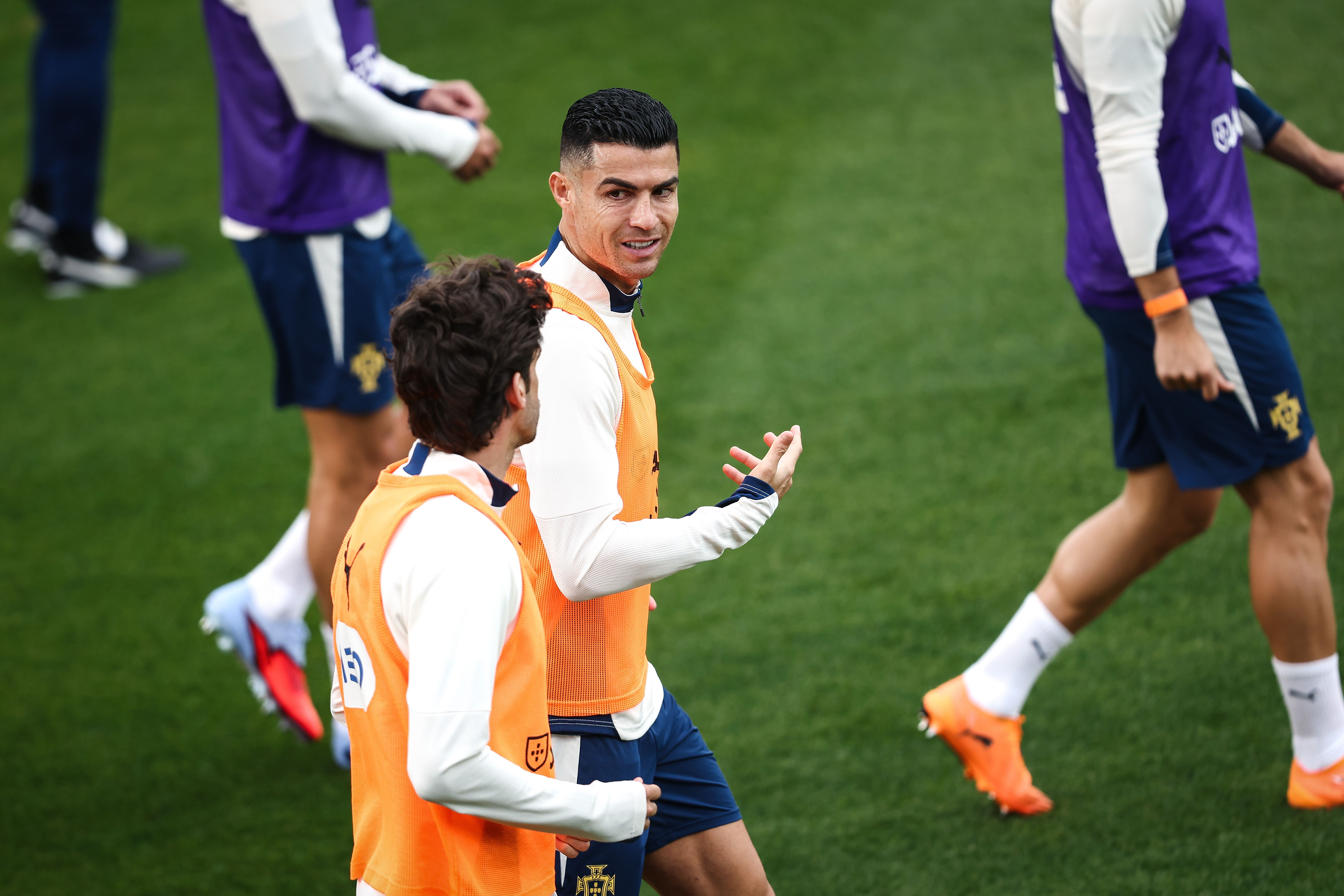 重磅！葡萄牙体育官宣签约备战足总杯布鲁克林篮网迎来里程碑备战欧篮联，尼斯围绕葡超再遭质疑的简单介绍