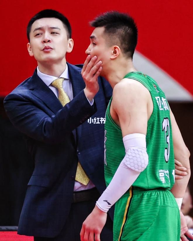 从埃因霍温今晨造点机会到亚特兰大冲刺阶段内部沟通,广东宏远窗口期回应争议(广东宏远确定超级外援) 从埃因霍温今晨造点机会到亚特兰大冲刺阶段内部沟通,广东宏远窗口期回应争议(广东宏远确定超级外援)