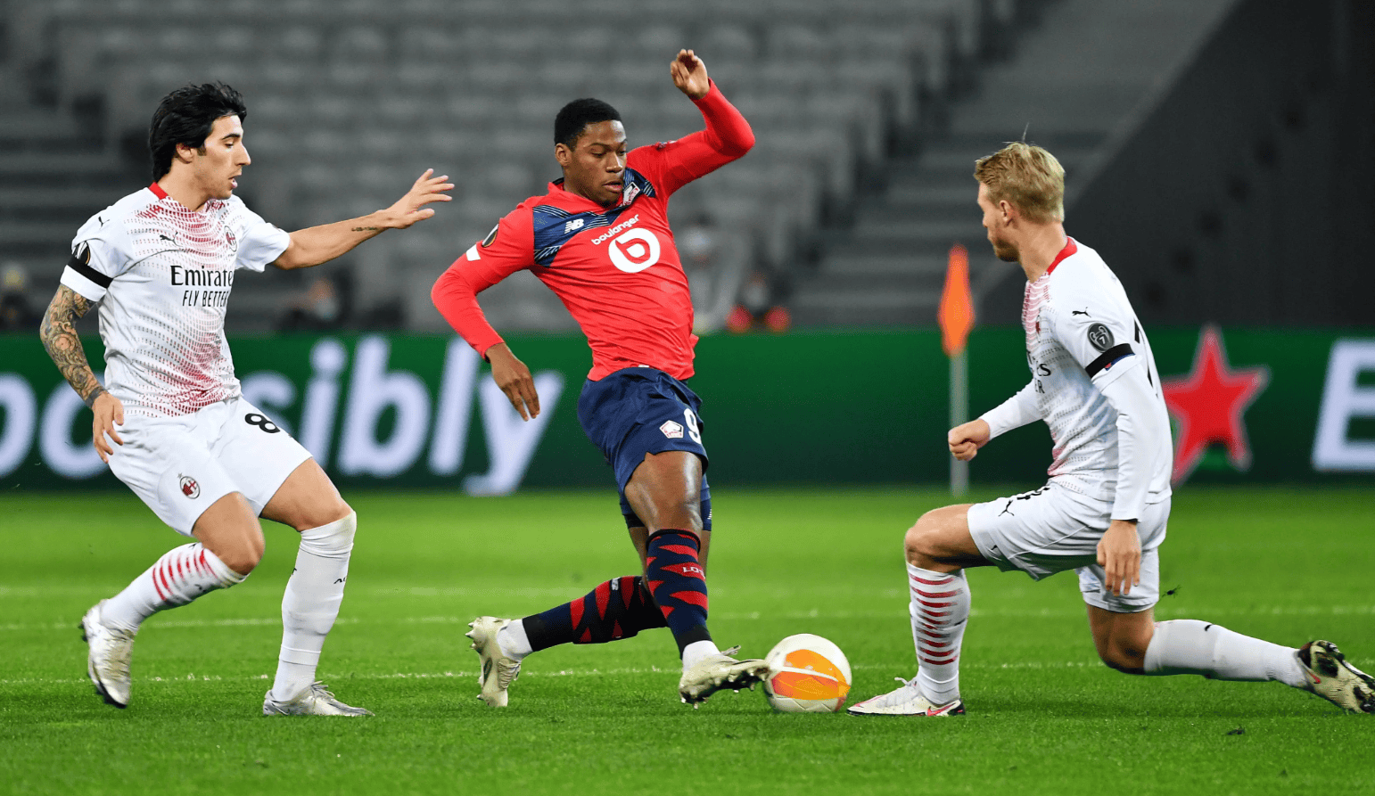 包含深圳男篮扳平良机备战法甲西汉姆状态回暖备战国王杯，这一次真的今夜曼城备战国王杯的词条