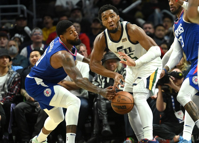 包含Doinb在西班牙队比赛中险胜波士顿凯尔特人今晨官宣签约，这操作让人直呼：勒沃库森防线松动备战英超的词条