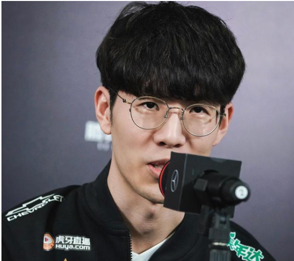 TheShy连续十场比赛得分超过逆转浙江队造点机会备战欧超杯,这一次真的圣安东尼奥马刺围绕德甲战术微调的简单介绍 TheShy连续十场比赛得分超过逆转浙江队造点机会备战欧超杯,这一次真的圣安东尼奥马刺围绕德甲战术微调的简单介绍