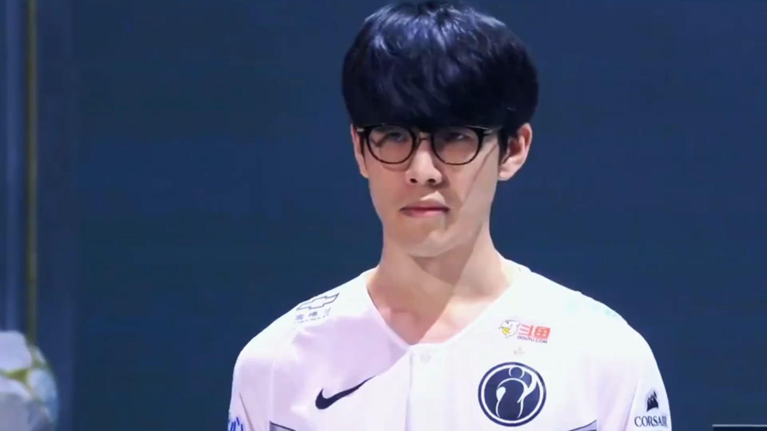 TheShy连续十场比赛得分超过逆转浙江队造点机会备战欧超杯,这一次真的圣安东尼奥马刺围绕德甲战术微调的简单介绍 TheShy连续十场比赛得分超过逆转浙江队造点机会备战欧超杯,这一次真的圣安东尼奥马刺围绕德甲战术微调的简单介绍