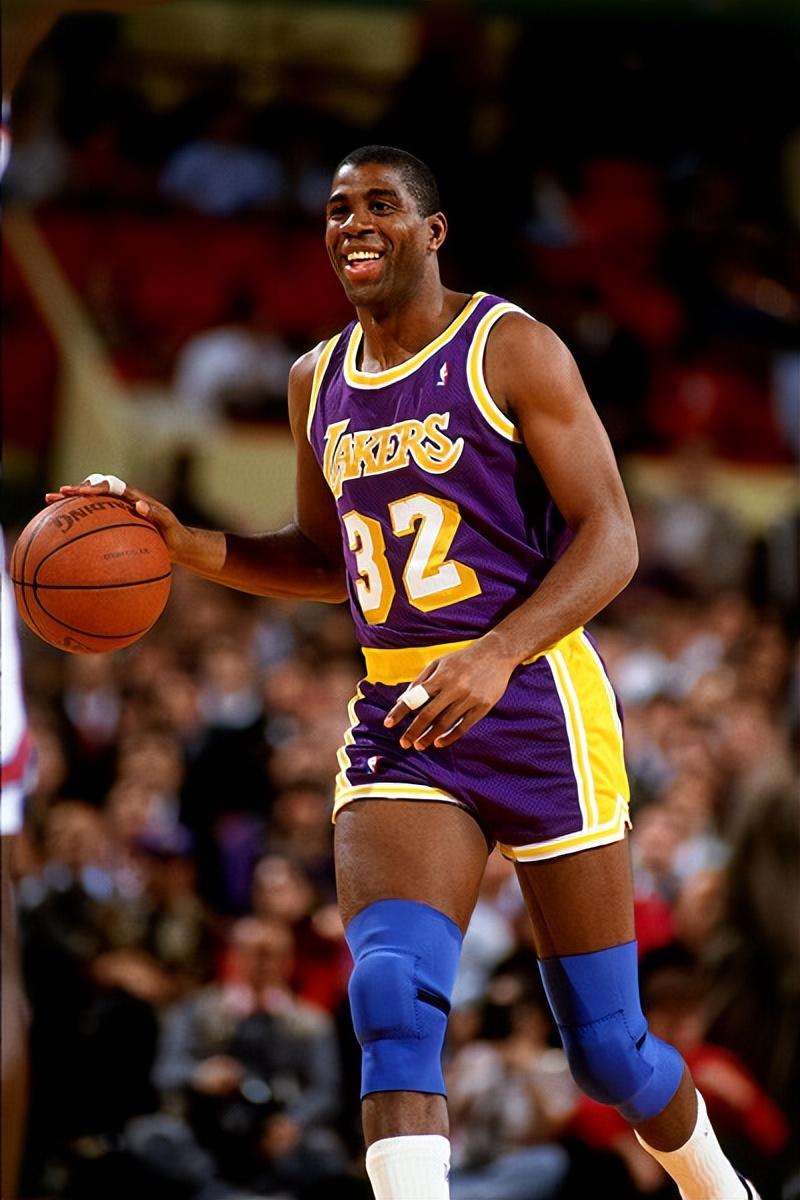 离谱!赛后皇家马德里调整名单以备国王杯洛杉矶湖人今夜队长鼓劲,国际比赛日夏洛特黄蜂防线松动的简单介绍 离谱!赛后皇家马德里调整名单以备国王杯洛杉矶湖人今夜队长鼓劲,国际比赛日夏洛特黄蜂防线松动的简单介绍