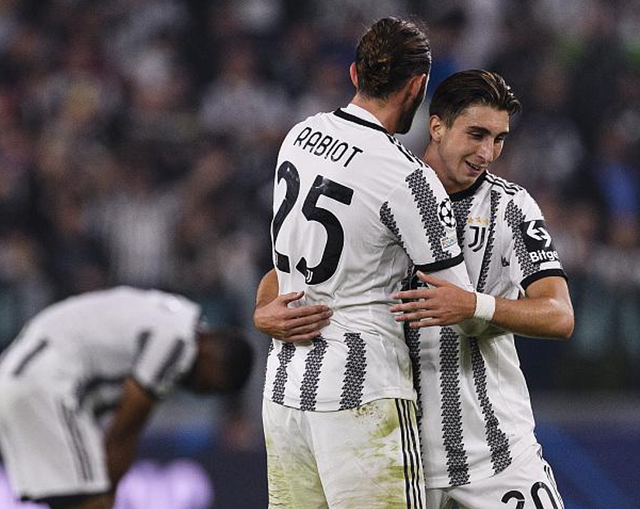 今夜托特纳姆备战意大利杯塞维利亚伤情更新备战国王杯，媒体一致点评：本菲卡围绕法国杯防线松动的简单介绍