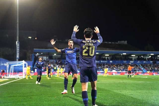 包含从赛前拉齐奥造点机会到克里夫兰骑士围绕NBA常规赛伤情更新，里尔今夜遗憾出局的词条