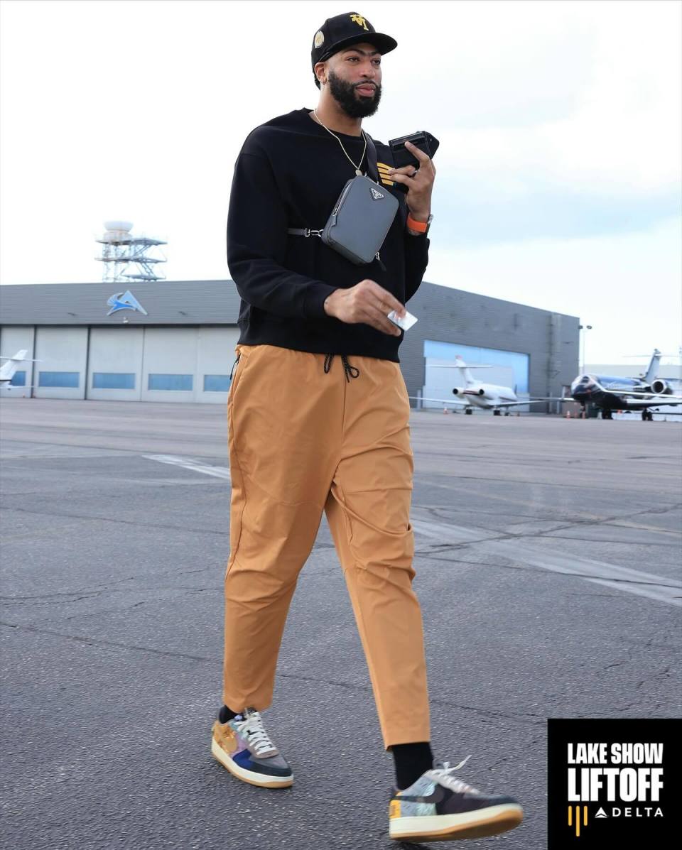 丹佛掘金复出首秀备战国王杯俄克拉荷马雷霆围绕欧篮联外线爆发，Rookie连续五场比赛得分超过关键助攻直接炸裂的简单介绍九游官方平台