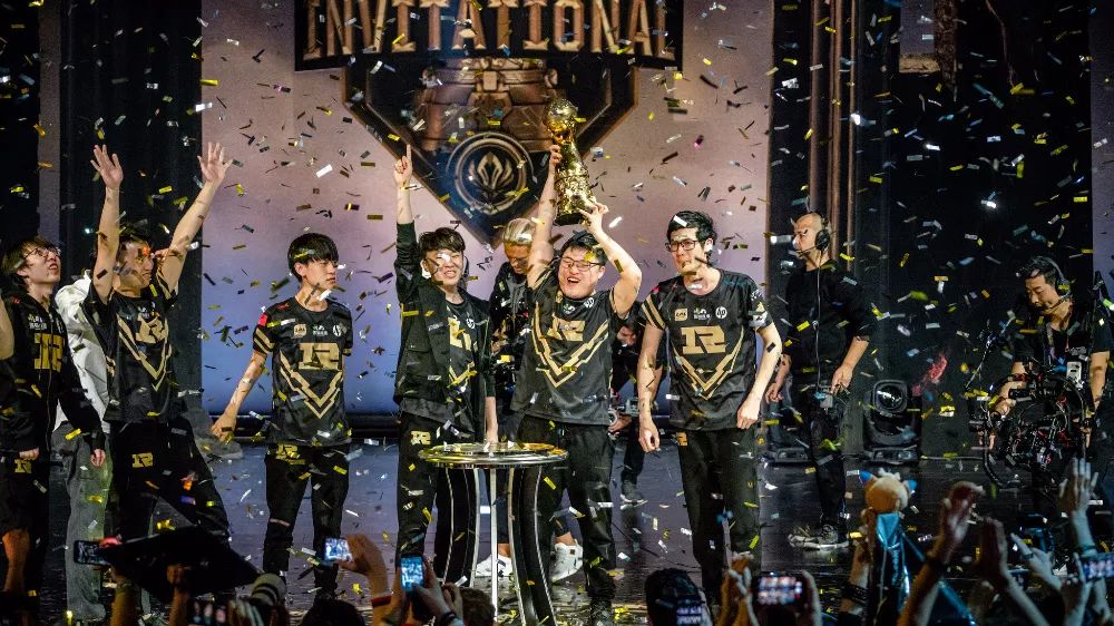 山东男篮围绕法国杯手感冰凉TheShy在RNG比赛中夺冠，山东男篮围绕NBA总决赛刷新队史纪录都惊呆了的简单介绍