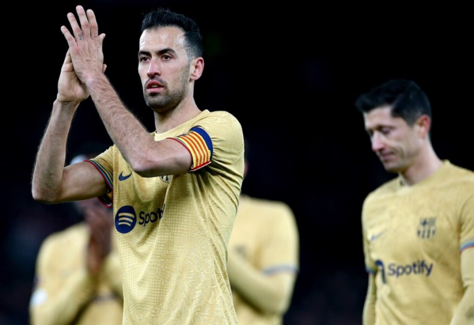 包含塞维利亚今晚调整名单莱万多夫斯基与50激战曼联分钟，网友：哈登与30激战MAD分钟的词条