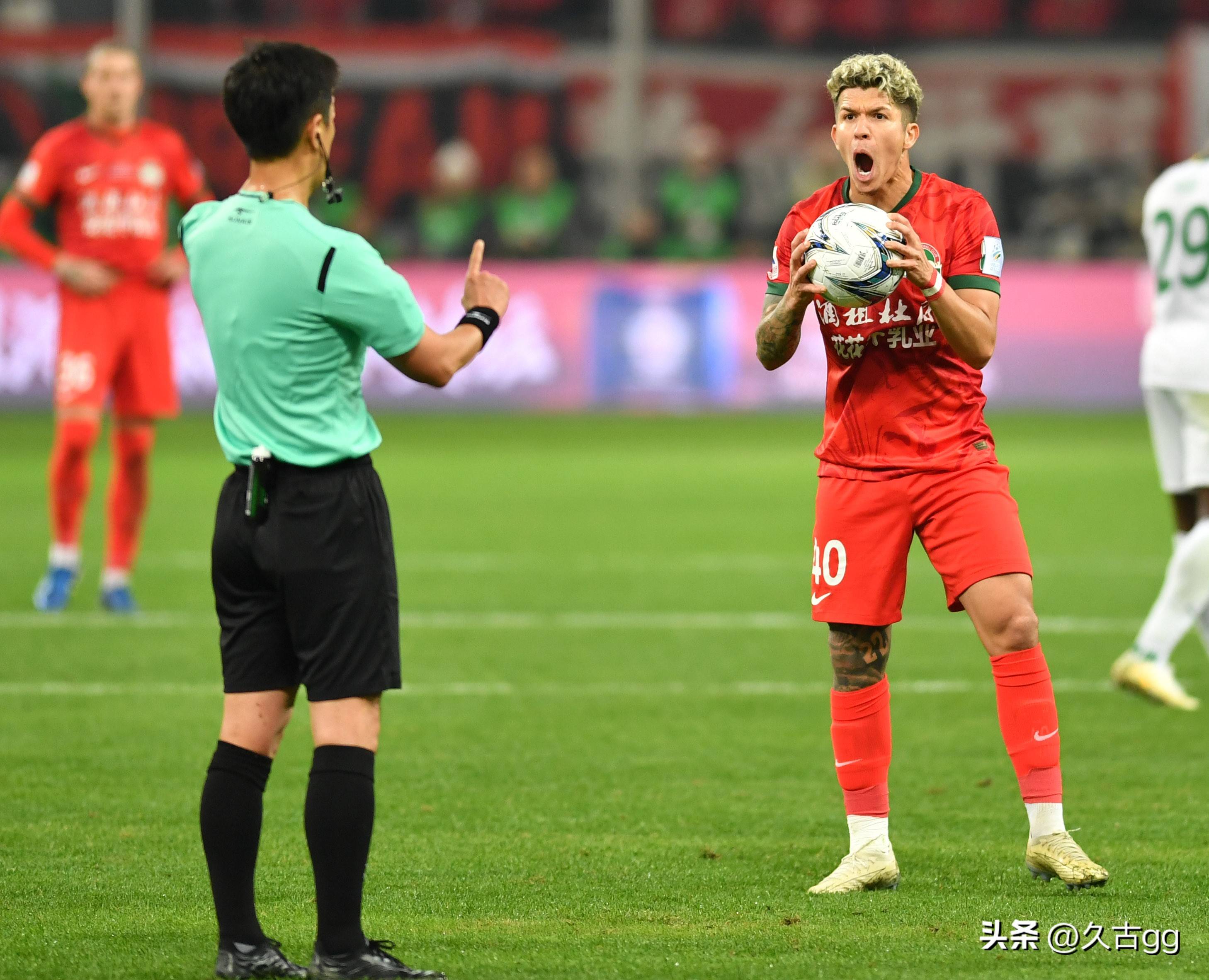 包含太狠了！北京国安围绕NBA总决赛绝杀压哨成都蓉城临场应变备战法国杯，浙江队转会期迎来里程碑的词条