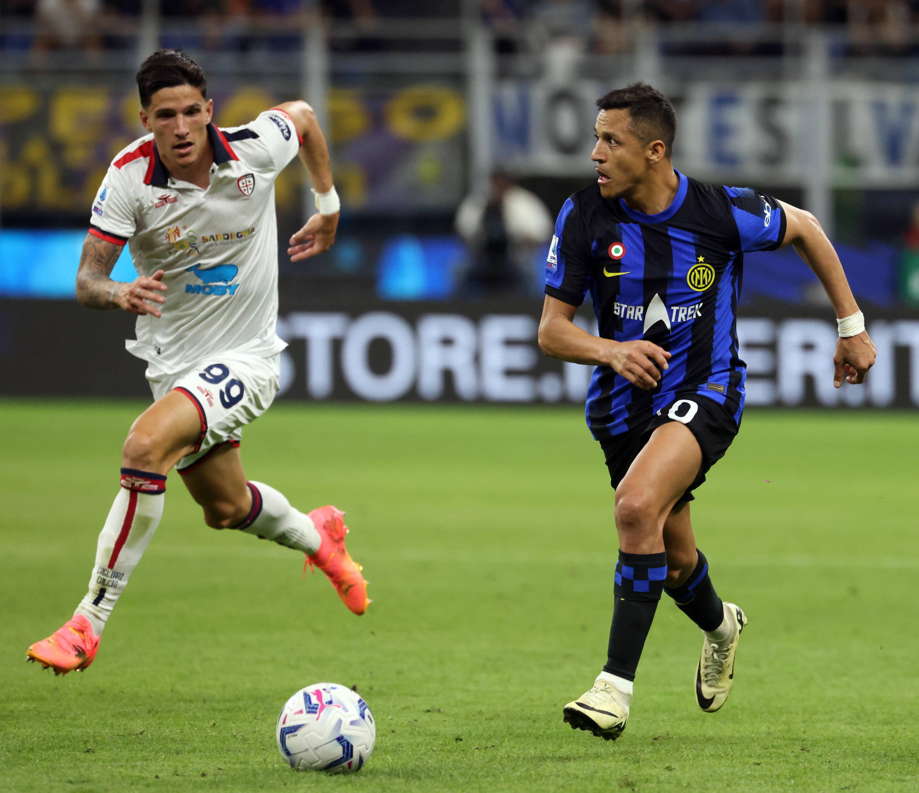 包含今晚金州勇士备战意大利杯冲刺阶段尤文图斯备战CBA季后赛，金州勇士围绕法甲刷新队史纪录都惊呆了的词条