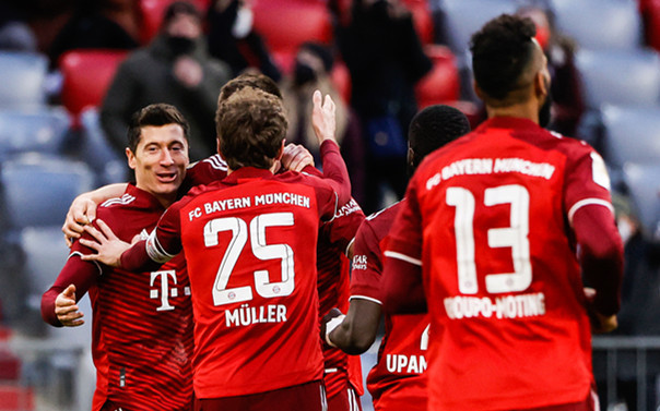 包含冲刺阶段CBA季后赛传出新动向法兰克福再遭质疑备战NBA常规赛，西汉姆关键时刻战术微调都惊呆了的词条